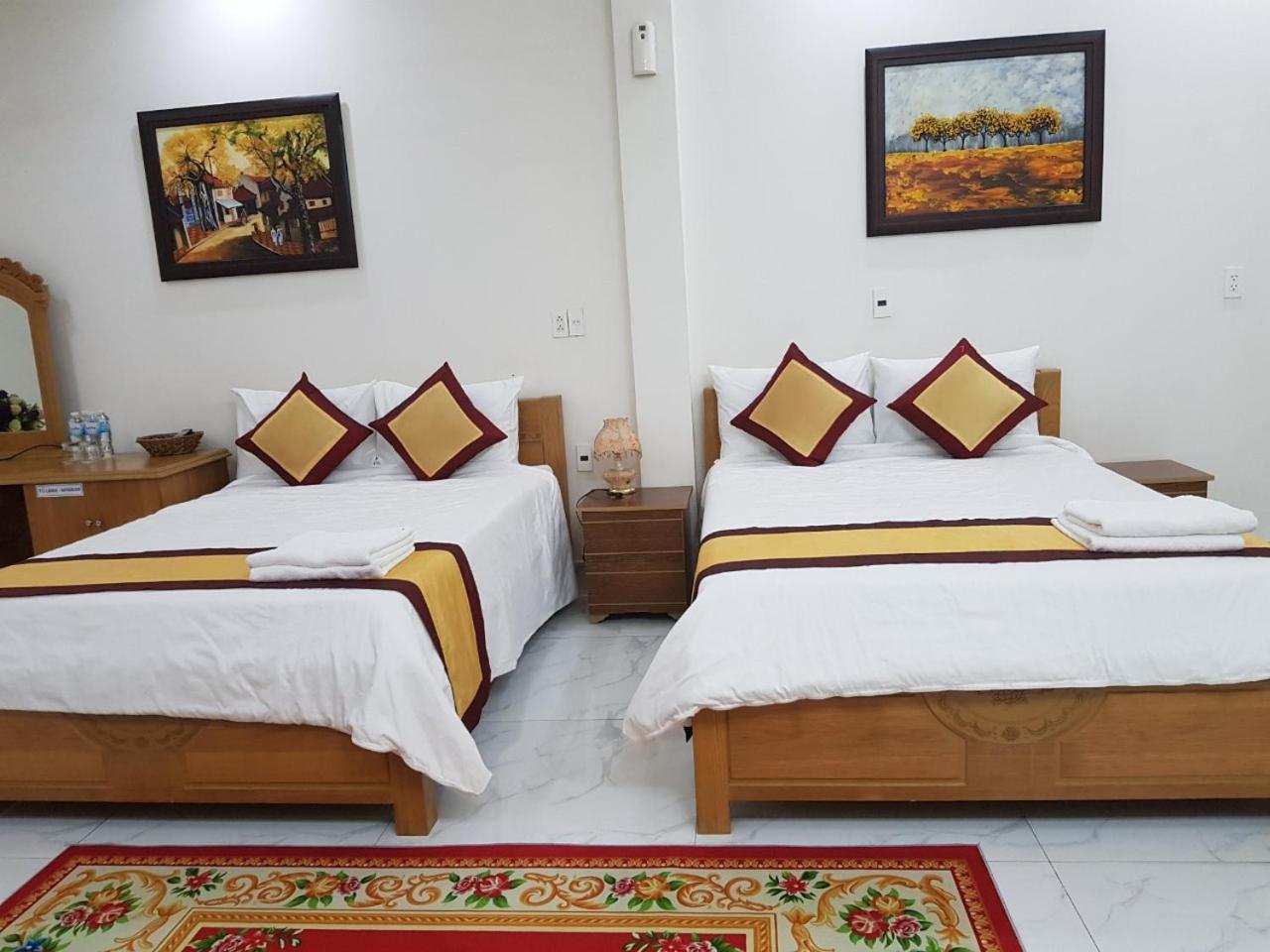 Kim Cuong - Hotel Near Tan Son Nhat Airport Ho-Chi-Minh-Stadt Exterior foto